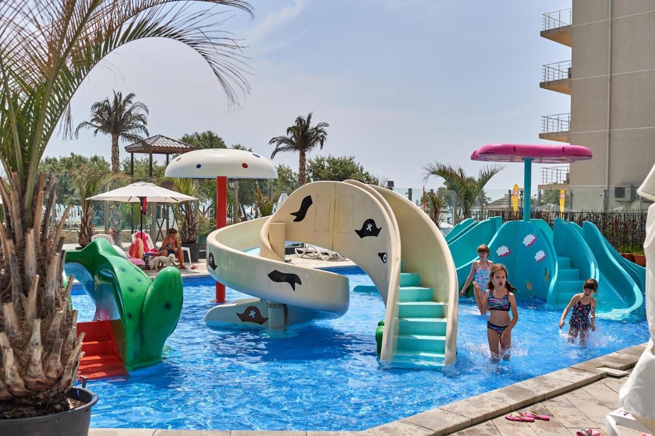 Apartament Boema In Spa N Pools Resort- Free Parking Mamaia Exterior foto